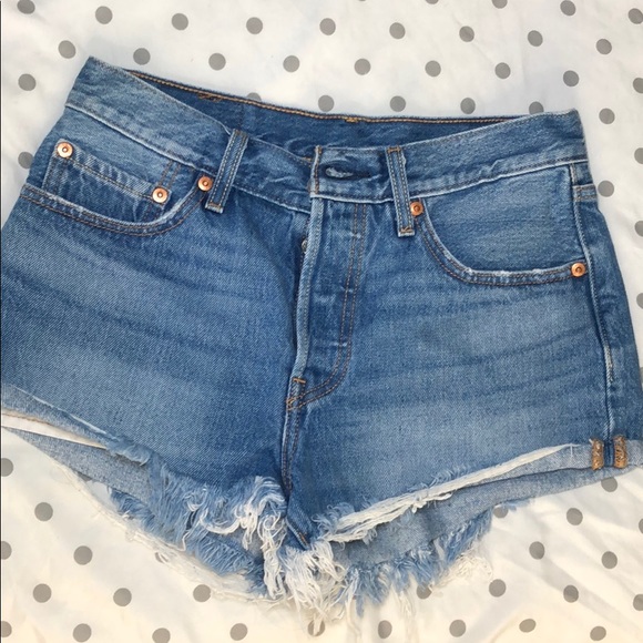 Levi’s shorts 501 button up shorts w26